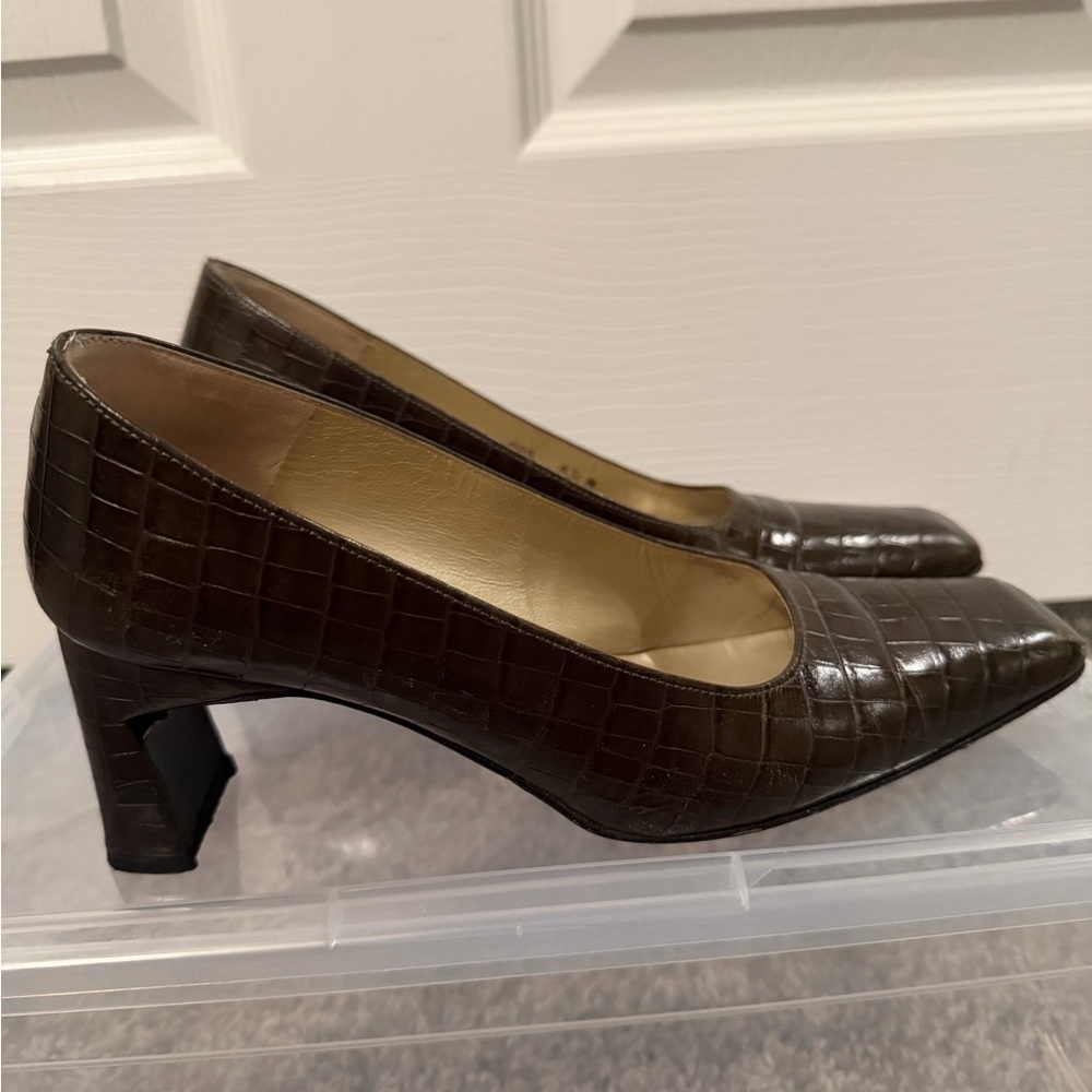 Charles Jourdan Brown Pumps